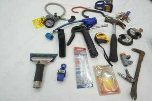 lot 500 image: Garage Items, Heavy Duty Hose with Large Gauge, Paddle Locks, Reusable Gauge hose Tape Measure, Hammer and more