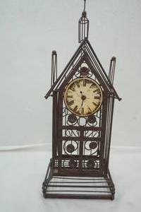 lot 528 image: MantalTable Top Clock 10.5 inches tall