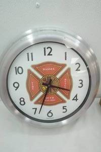lot 558 image: Dassel FireRescue Battery Clock 17.5
