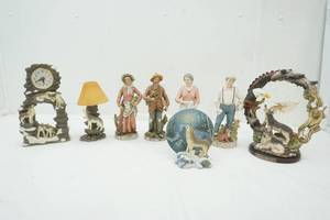 lot 572 image: Wolf Clock, Dream Catcher, Wolf with the Moon,  & 4 Elder Figures