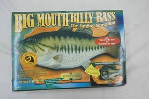 lot 587 image: New Big Mouth Billy  The Singing Sensation