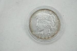 lot 680 image: Coin Collection 1922 Peace Silver Dollar