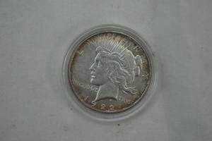 lot 681 image: Coin Collection 1922 Peace Silver Dollar