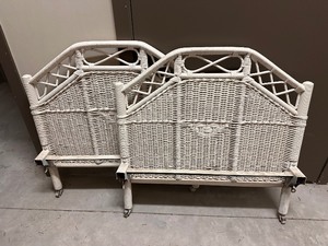 lot 207 image: Vintage Wicker Bed and Newer Mattress