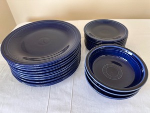 lot 152 image: Vintage Cobalt Blue Fiesta Ware - 10 Dinner, 10 Salad, and 4 Bowls - Only Three Pictured