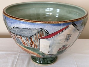 lot 156 image: Handpainted and Handmade Pottery Bowl, Seller believes it is from Door County