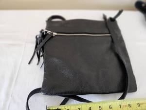lot 36 image: Black Crossbody Bag Purse
