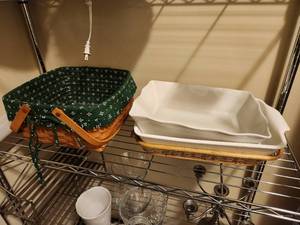 lot 104 image: Variety of Serving Baskets and Casserole Pans