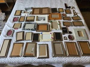 lot 116 image: Entire Lot of Various Photo Frames