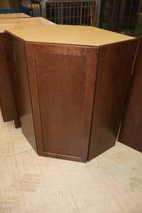 lot 206 image: Hampton Bay Wood Corner Cabinet 1-door3-shelf 34x21-12x36 (New)