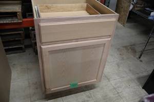 lot 231 image: Hampton Bay Cabinet 1-door1-drawer 12x24x34-12 (New)