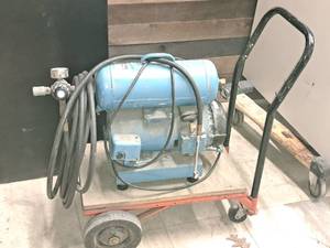 lot 540 image: ITT Pneumotive Air Compressor GH-611-ID with Dolly