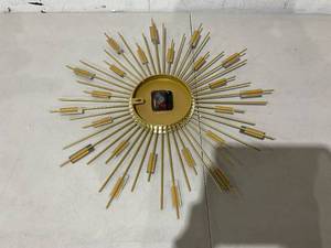lot 313 image: Sunburst Decor Clock