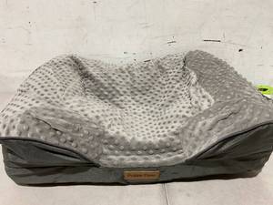lot 319 image: Grey Dog Bed, Measures 22 x 28