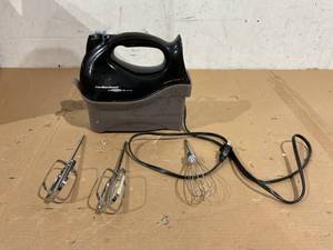 lot 110 image: Hamilton Beach 6-Speed Electric Hand Mixer with Snap-On Case, Beaters, Whisk