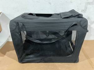 lot 184 image: 36x26 Black Dog Crate