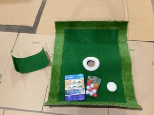 lot 492 image: PLBBJH Floating Golf Green for Pool