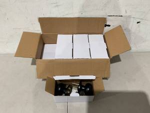 lot 518 image: LOT OF 16 Black Door Knobs
