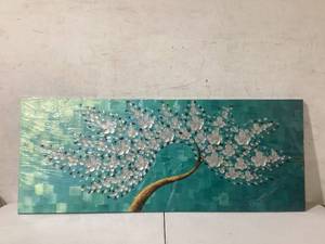 lot 471 image: Textured White Flowers Wall Art Palette