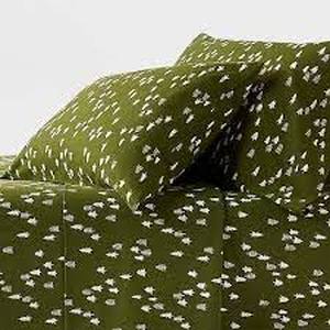 King Holiday Flannel Sheet Set Tree Print - Threshold