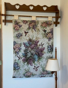 Table lamp and Wall Tapestry Quilt Rack