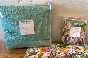 Antique Stone Brand Oversized King Comforter and Two Pillow shams, New in Package