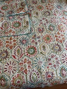 King Size Quilt and Pillow Shams