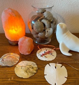 Himalayan Salt Lamp and Seashells lot