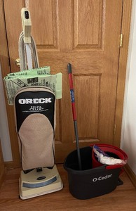 Oreck Hepaceloc and OCedar Mop System (new)