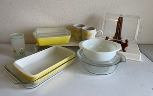 Yellow Pyrex 503 with extra lid and bakeware lot 9 pc total