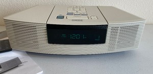 Bose Wave Music System RadioCD Player with remote
