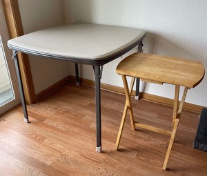 Folding table and TV tray