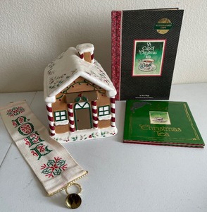 Pfaltzgraff Winterberry Cookie Jar and Holiday Decor