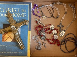Rosary lot and vintage crucifix