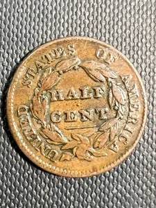 lot 38 image: 1829 US CLASSIC HEAD HALF CENT