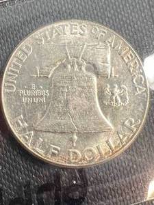 lot 56 image: 1949 US FRANKLIN HALF DOLLAR