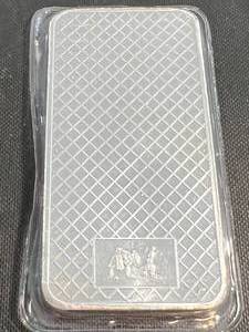 lot 76 image: 10 TROY OZ .999 FINE SILVER EAGLE BAR SEALED