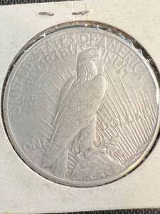 lot 85 image: 1924 US PEACE SILVER DOLLAR