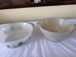 lot 69 image: Vintage Glasbake Primrose Baking Dish and Fire King Oven Ware Ivory Batter Bowl with Handle and Spout