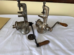 lot 76 image: Vintage Antique Metal Meat Grinders