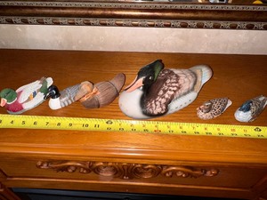 lot 21 image: Assorted Miniature Duck Figurines