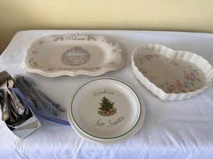 lot 39 image: Variety of Serving Trays and Platters