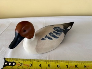 lot 41 image: Vintage Hand Painted Wood Duck