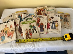 lot 50 image: Vintage Sewing Patterns