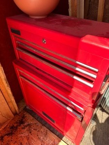 lot 229 image: Upright Tool Box