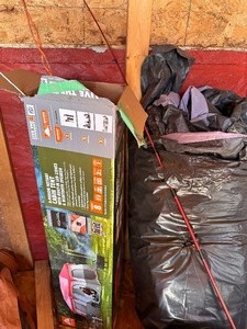 lot 230 image: 8 Person Instant Cabin Tent and Tarp