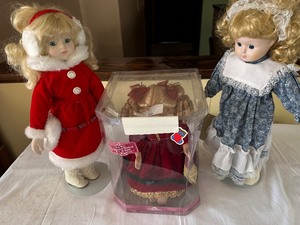 lot 91 image: Two Vintage Dolls and One Vintage Music Doll