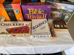 lot 104 image: Variety of Vintage Games