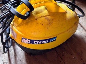 lot 247 image: Mr Clean Pressure Washer