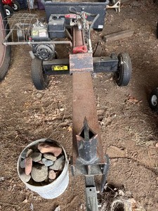 lot 267 image: Log Splitter